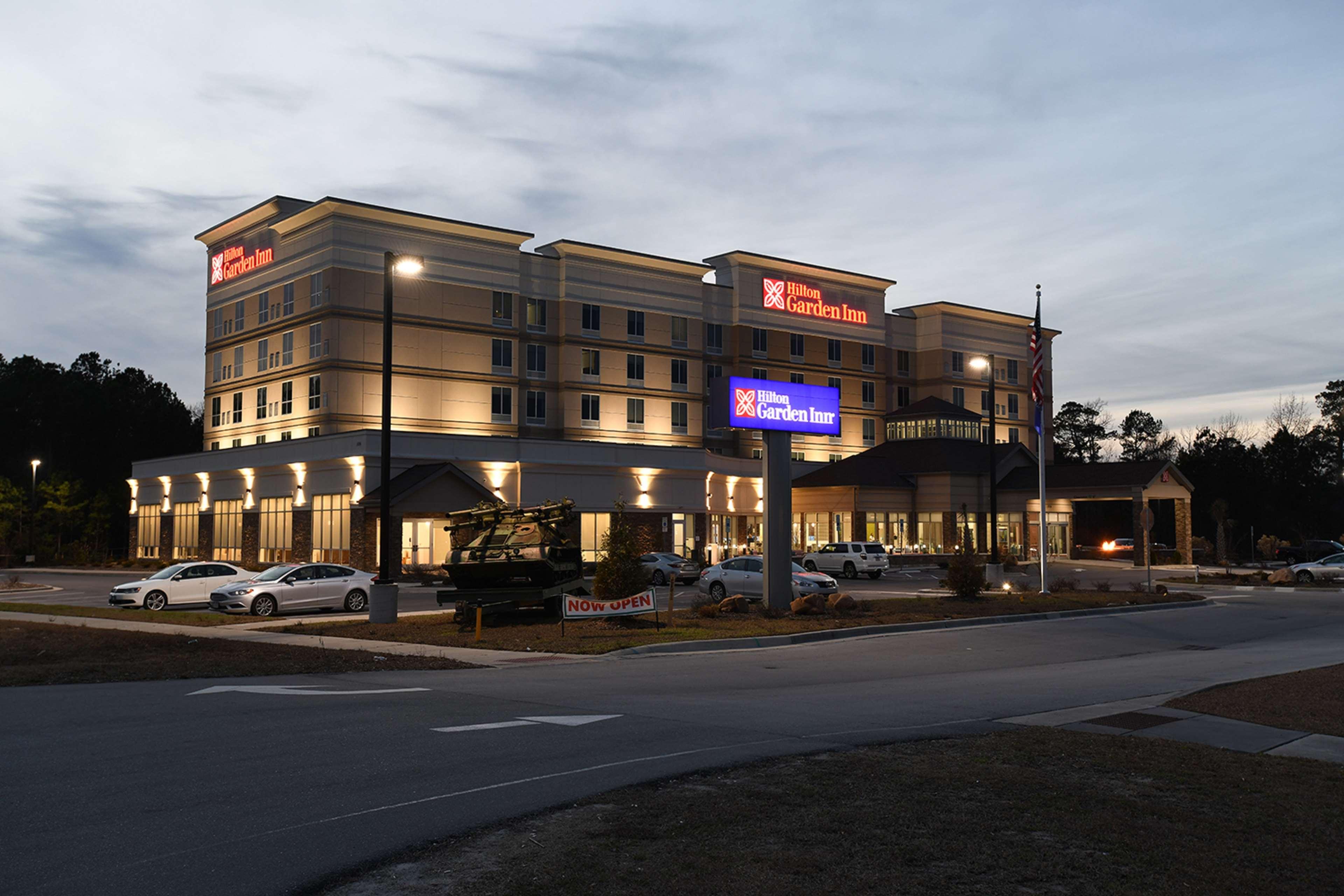 Hilton Garden Inn Jacksonville Bagian luar foto