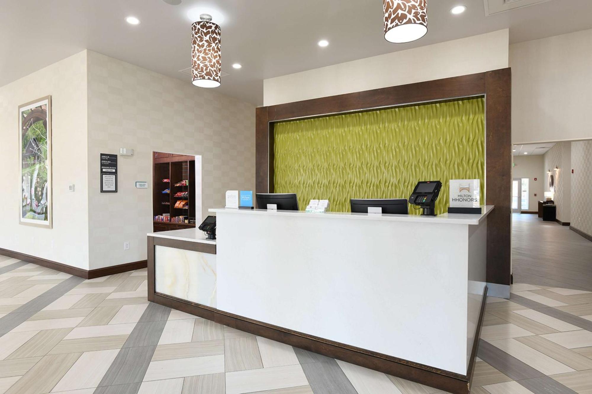 Hilton Garden Inn Jacksonville Bagian luar foto